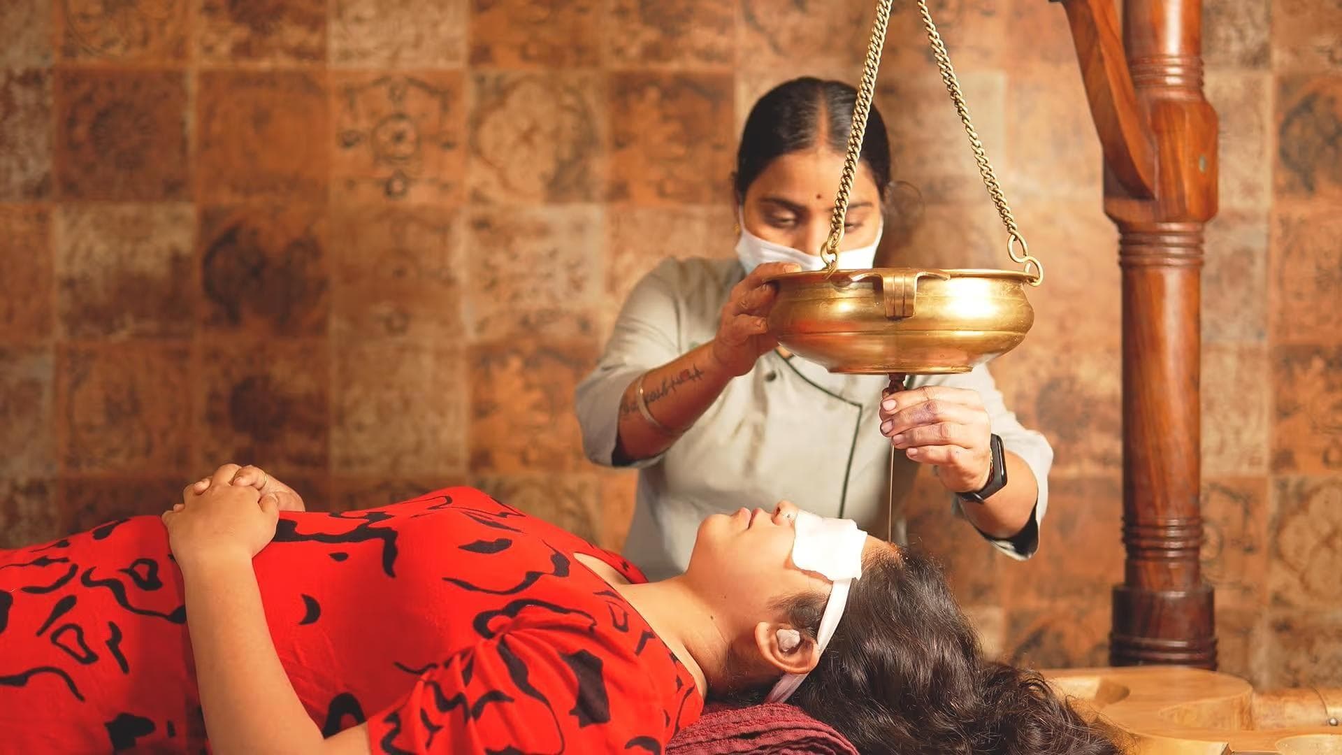 शिरोधारा Shirodhara Treatment in hindi step 1